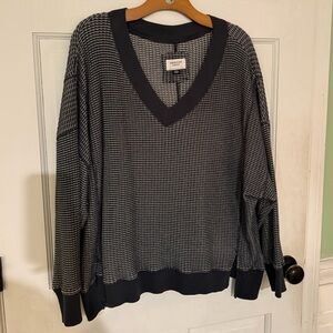 American Eagle Navy Sweater